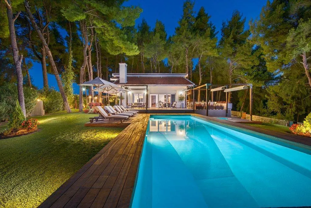 The White Villa At Sani Сани-Бич